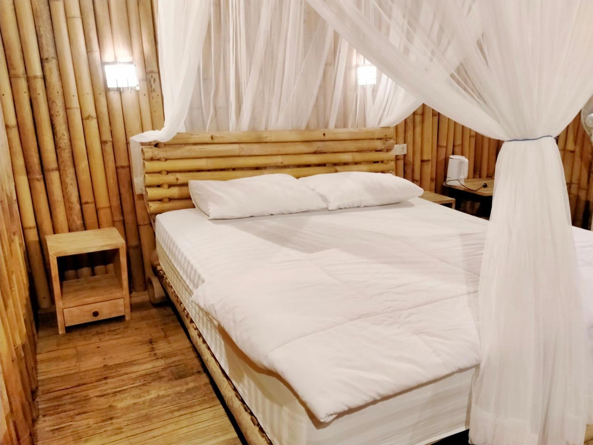 Loca Lobo Lodges Riung, Flores 외부 사진